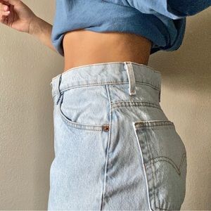 SOLD 550 Womens Mom Jean 90s Denim Shorts relaxed fit